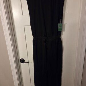 Halara Round Neck Sleeveless Keyhole Back Jumpsuit